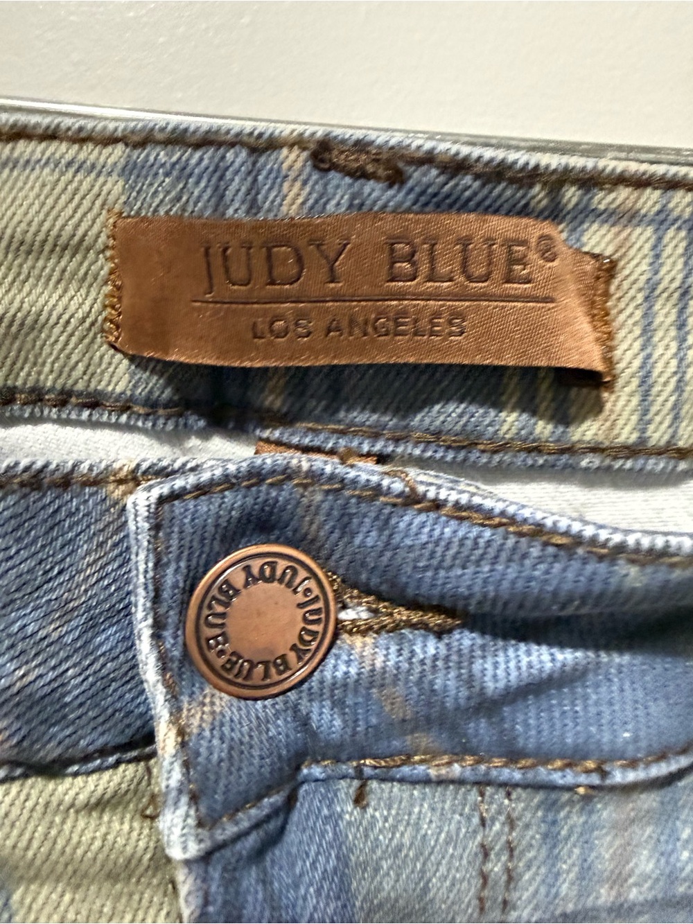 Judy Blue Blue and Beige Plaid Straight Jeans - Picture 2 of 8
